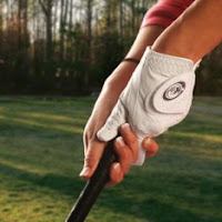 Should you wear a golf glove?