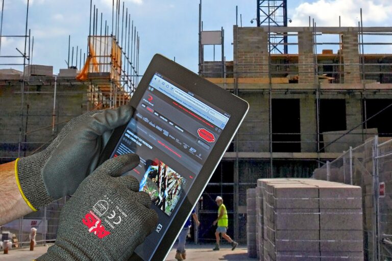 Touchscreen Cut Resistant Gloves