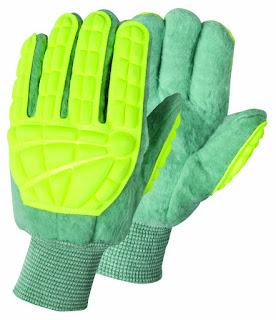 https://gloves-online.com/super-green-king-striker-gloves